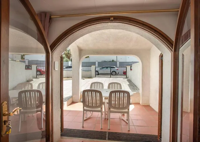 Semesterbostad Casita En Empuriabrava Con Jardin Av-17