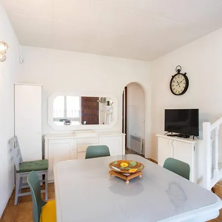 Сasa de vacaciones Casita En Empuriabrava Con Jardin Av-17 *