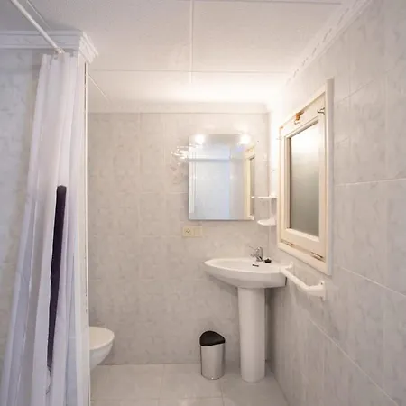 Casita En Empuriabrava Jardin Holiday home